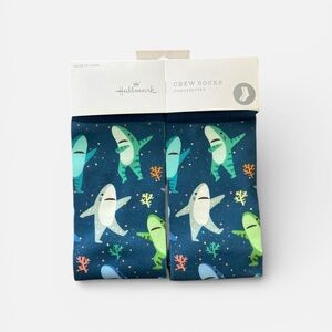 *NWT* Hallmark Adult OS Colorful Dancing Shark Crew Socks